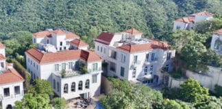 xu-jiayin-hk-peak-mansion-illegal-basement-6000sqft