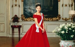 yp0Ys0aau 9s0cIpeXSd0T vyXtYVHl9Drt5xw67ecc 1